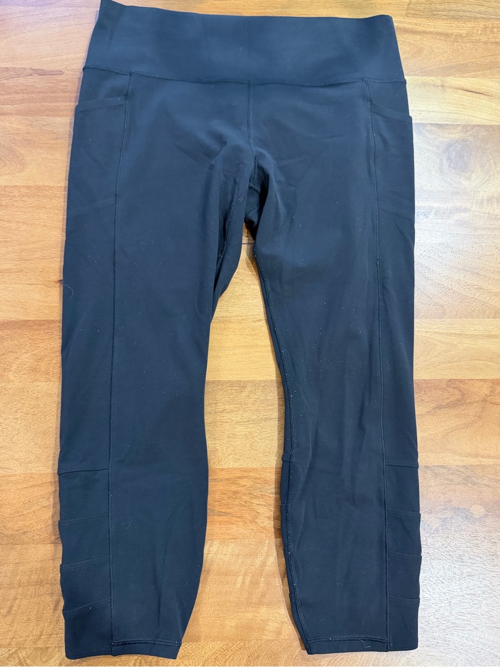 Athleta Black Salutation Stash Pocket Cinch 7/8 Leggings Size XL
